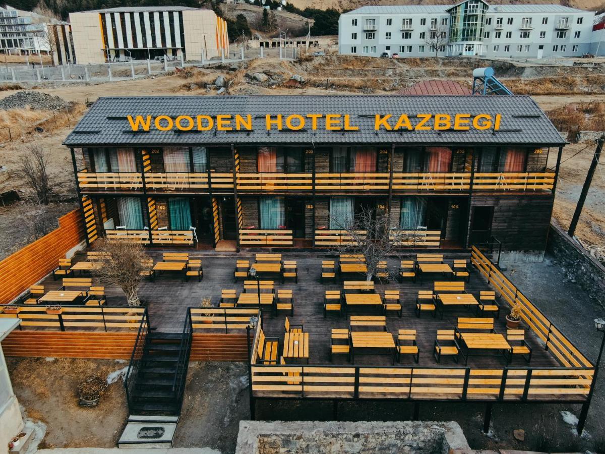 Wooden Hotel Kazbegi Stepantsminda Exterior foto