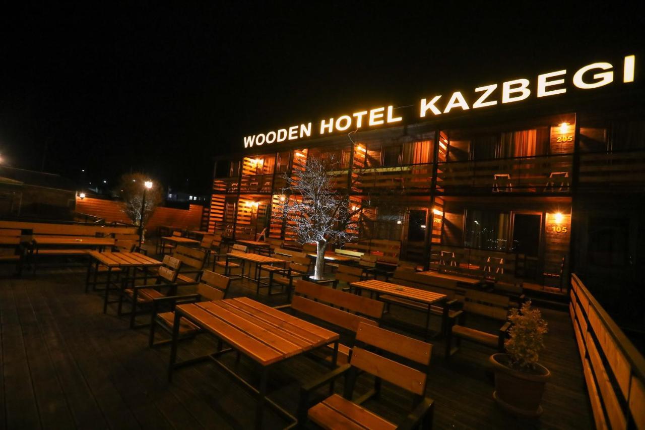 Wooden Hotel Kazbegi Stepantsminda Exterior foto