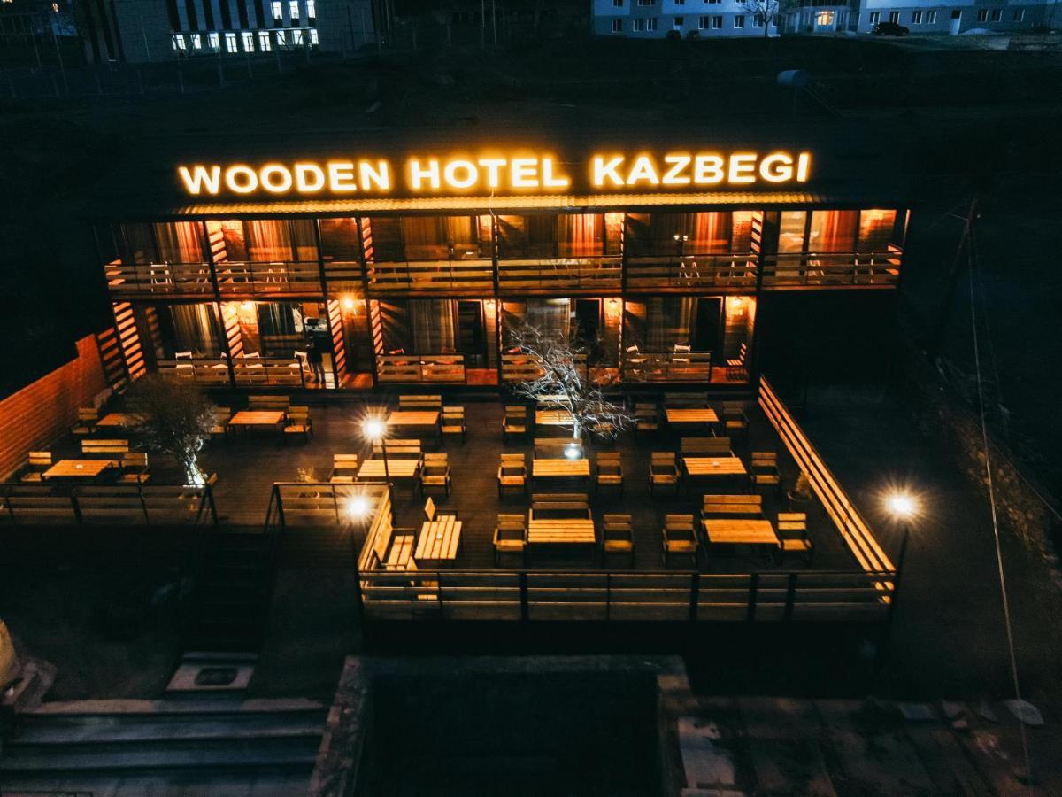 Wooden Hotel Kazbegi Stepantsminda Exterior foto